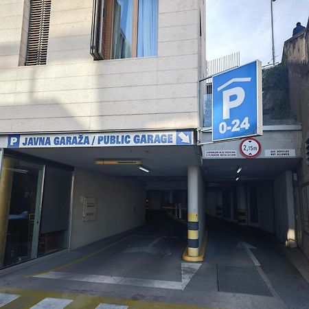 Apartment Central Old Town With Private Indoor Garage Parking سبليت المظهر الخارجي الصورة