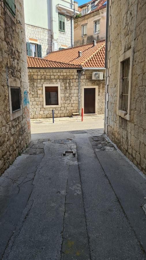 Apartment Central Old Town With Private Indoor Garage Parking سبليت المظهر الخارجي الصورة