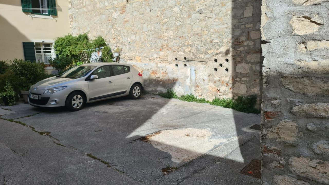 Apartment Central Old Town With Private Indoor Garage Parking سبليت المظهر الخارجي الصورة