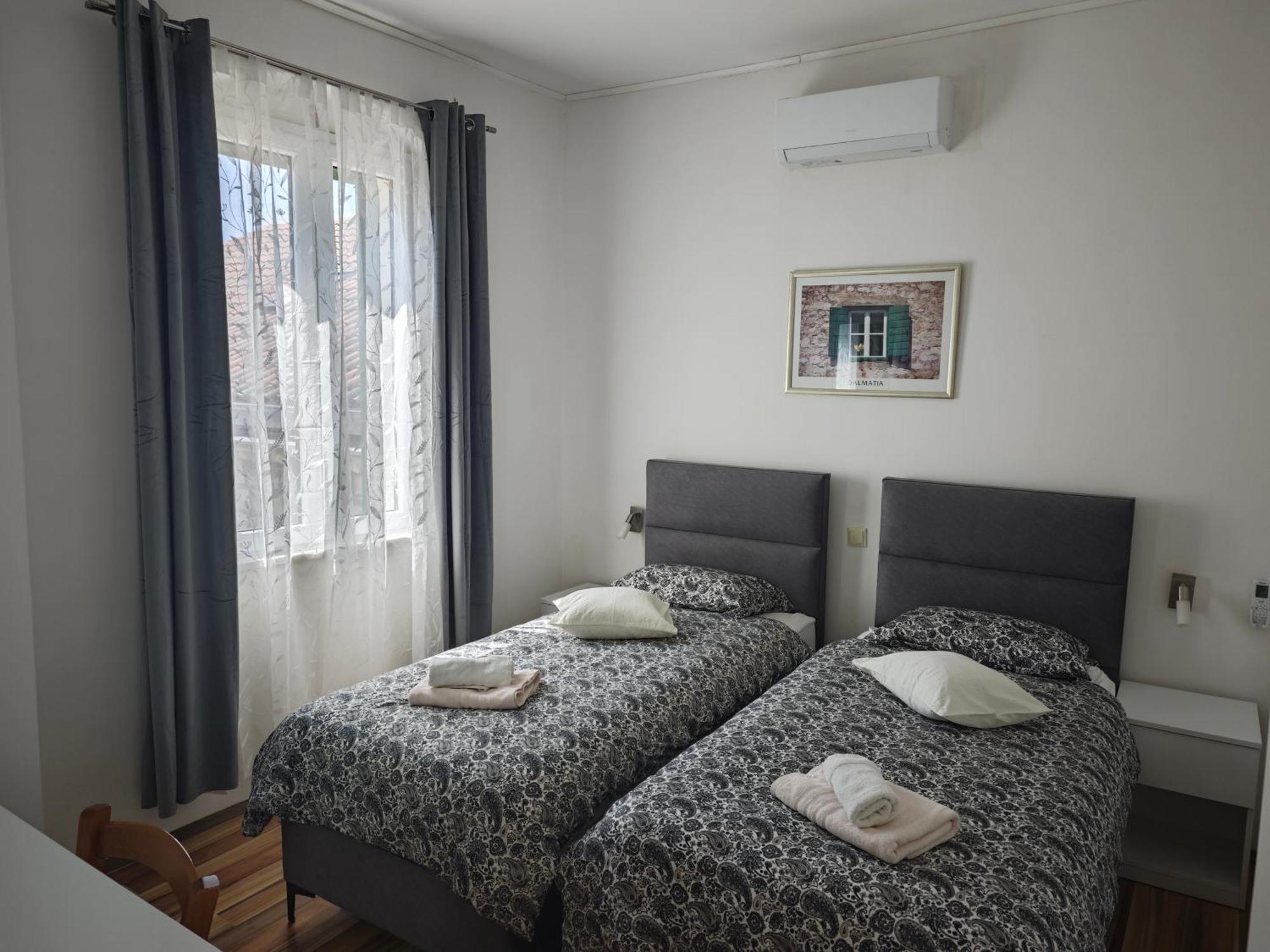 Apartment Central Old Town With Private Indoor Garage Parking سبليت المظهر الخارجي الصورة