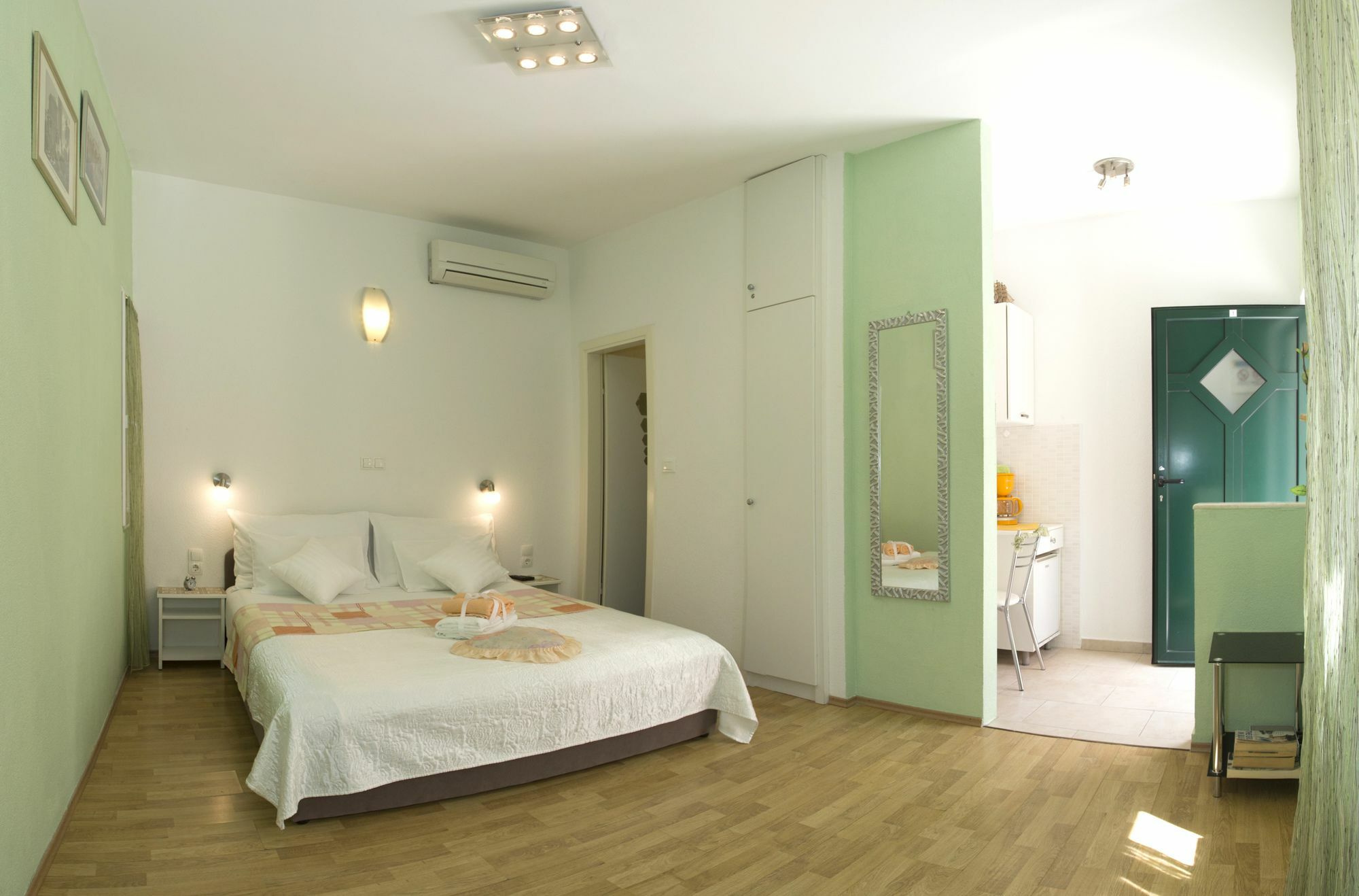 Apartment Central Old Town With Private Indoor Garage Parking سبليت المظهر الخارجي الصورة