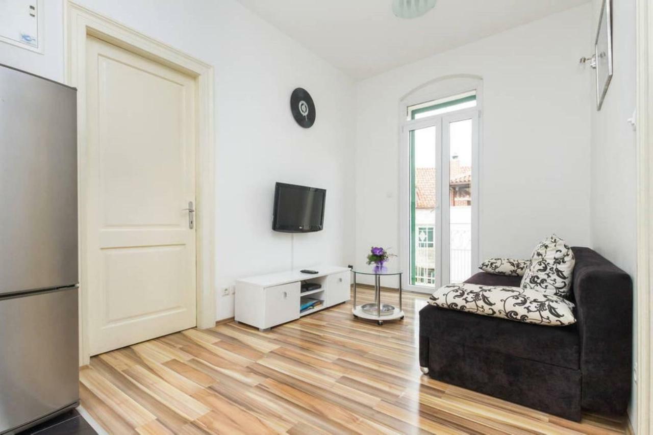 Apartment Central Old Town With Private Indoor Garage Parking سبليت المظهر الخارجي الصورة