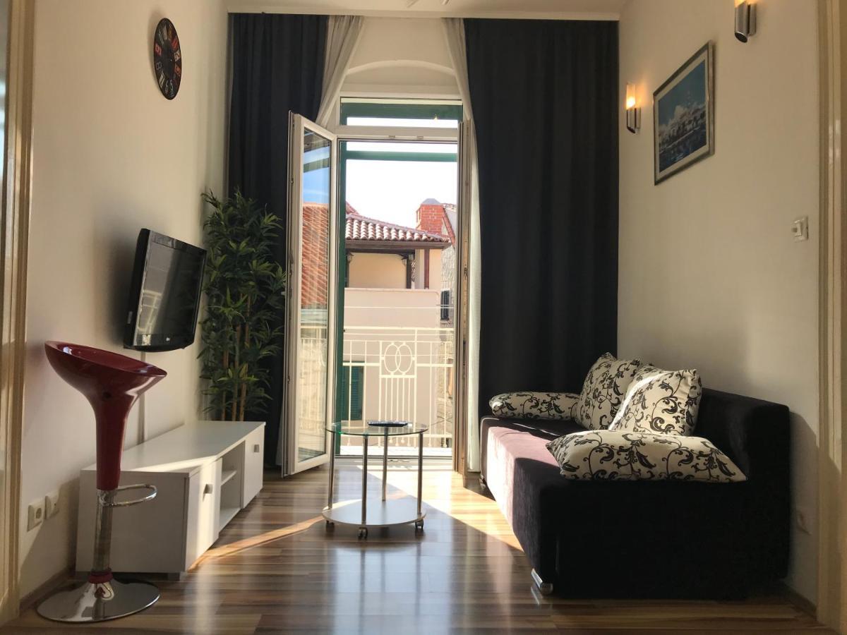Apartment Central Old Town With Private Indoor Garage Parking سبليت المظهر الخارجي الصورة